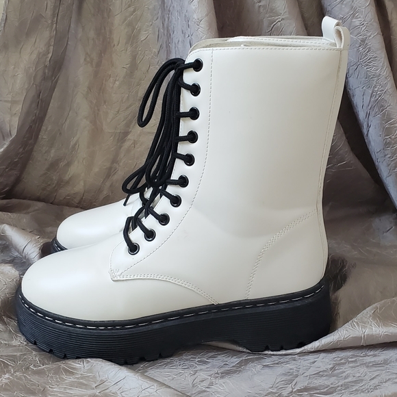 UNILADY WHITE COMBAT BOOTS SZ 7 - Picture 11 of 11